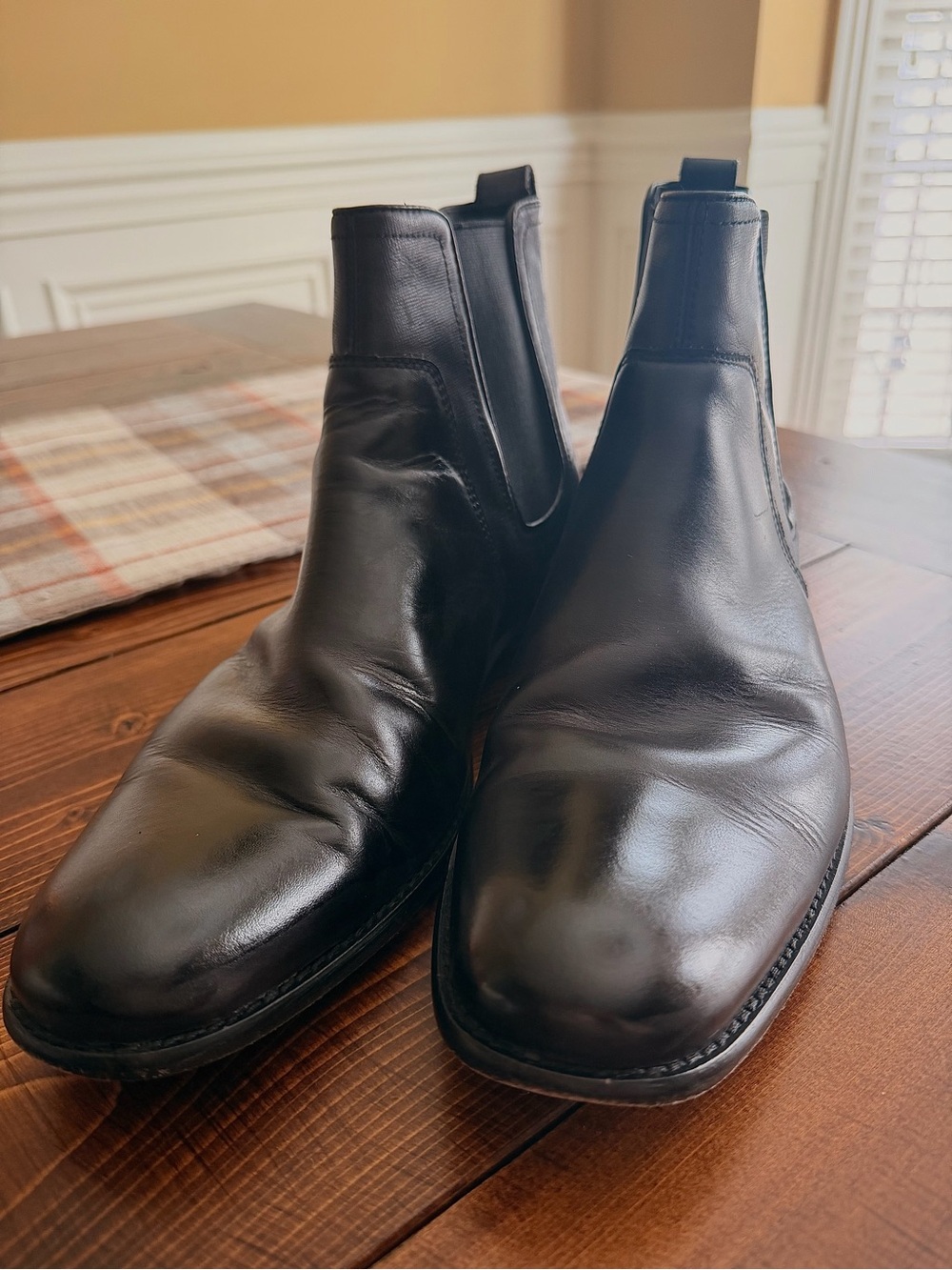 John Varvatos Classic Black Leather Chelsea Boots - Men 10.5. - Picture 2 of 6